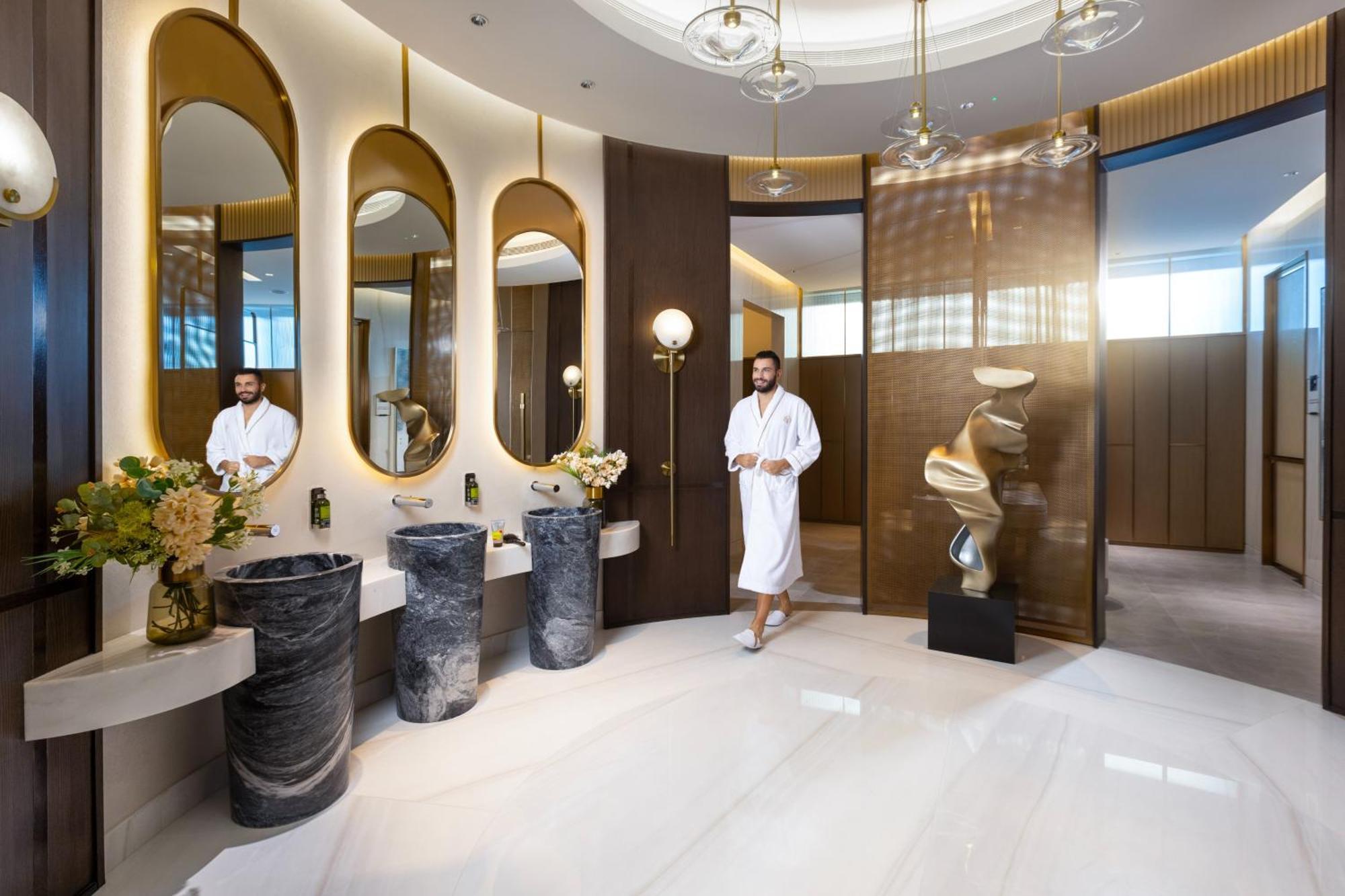 Onyx Rotana 호텔 마나마 외부 사진 The spa at The Dorchester