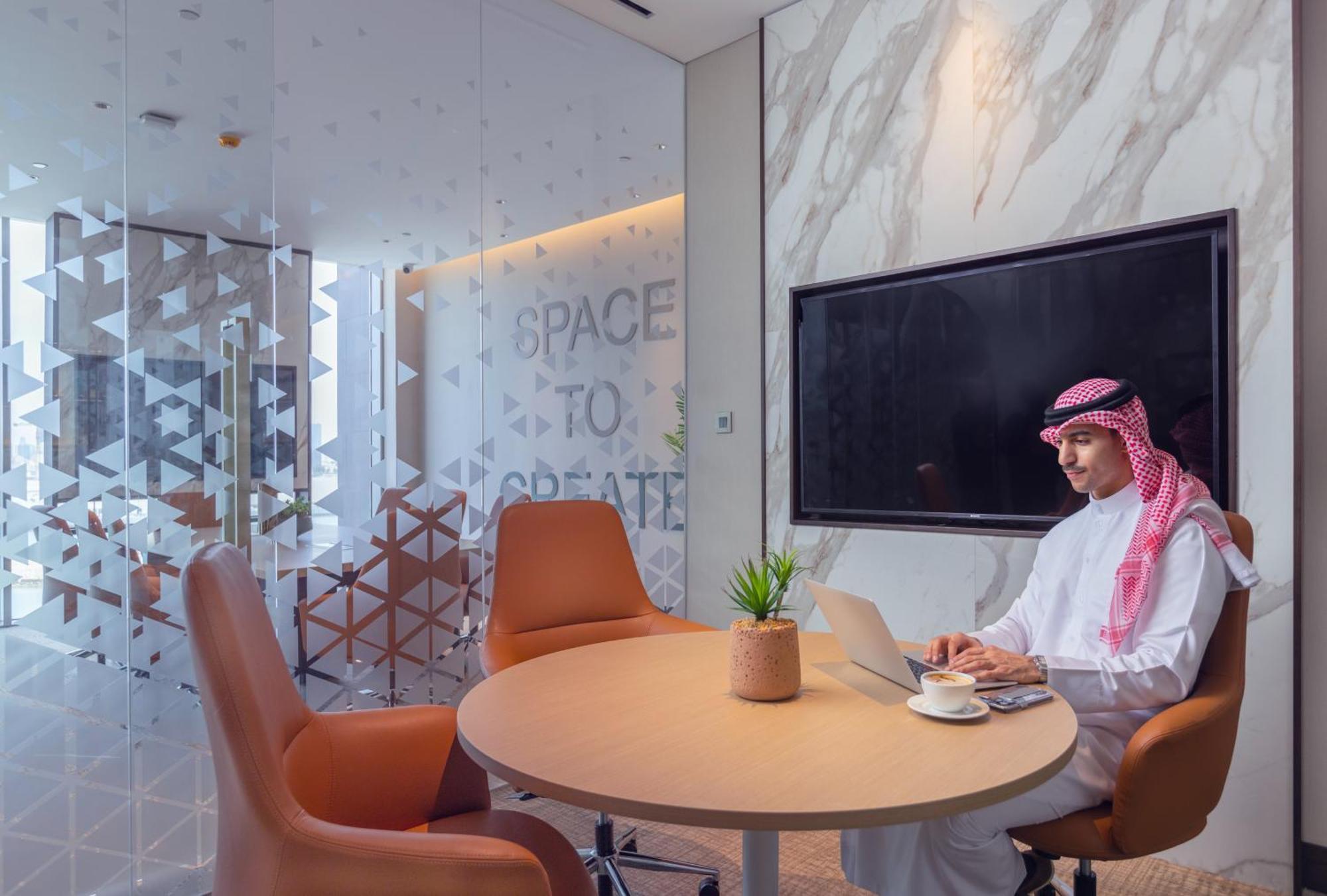 Onyx Rotana 호텔 마나마 외부 사진 A meeting room at the airport